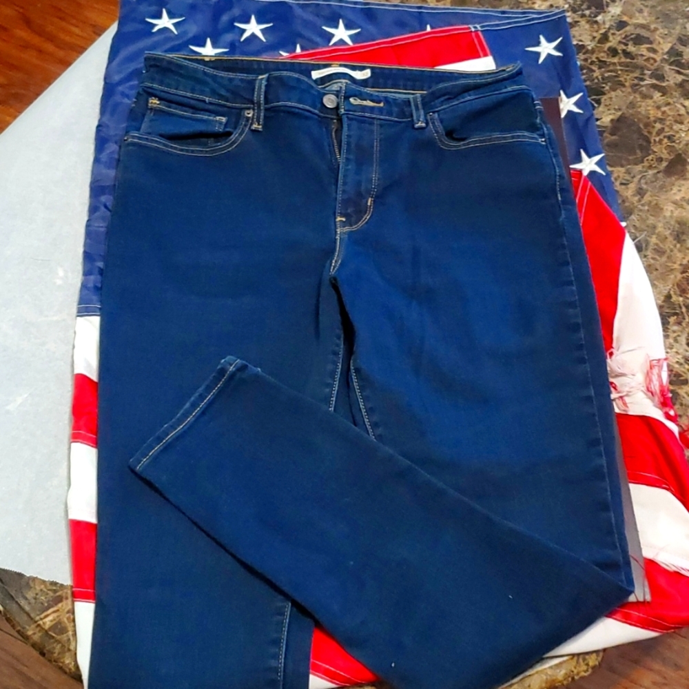 Levi's 721 High Rise Skinny Jeans